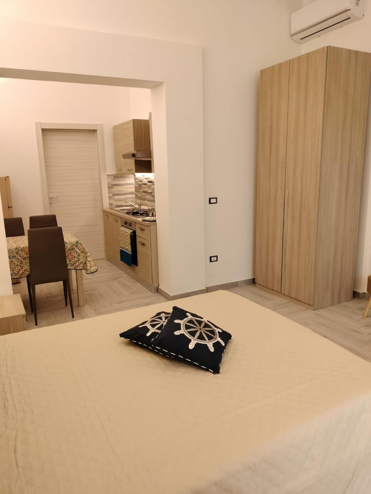 Ferienwohnung Acquazzurra Torre Lapillo Zimmer foto